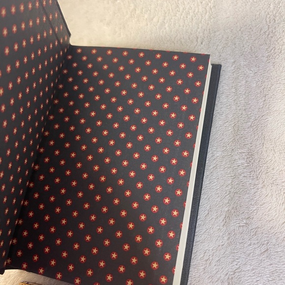 Rebel Arts Blank Hard Cover Notebook, Journal, Sketchbook. Shepard Fairey. Gray - Picture 7 of 7